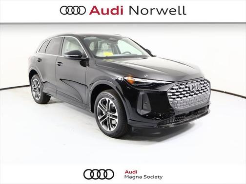 2025 Audi Q5 Premium