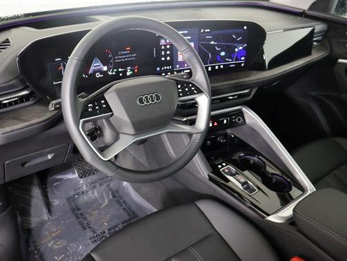 2025 Audi Q5 Premium Plus TFSI quattro S tronic