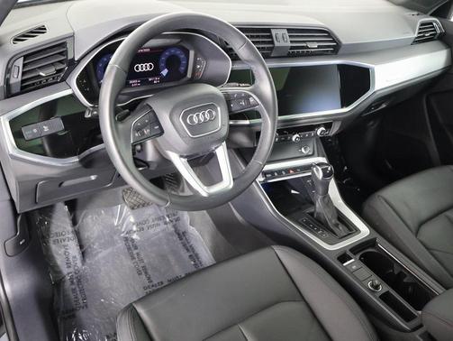 2023 Audi Q3 45 S line Premium Plus