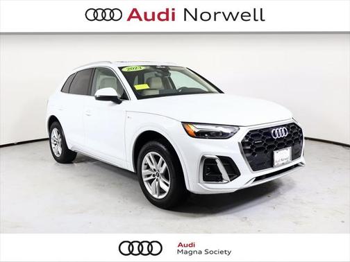 2023 Audi Q5 45 S line Premium