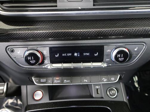 2024 Audi SQ5 3.0T Premium Plus