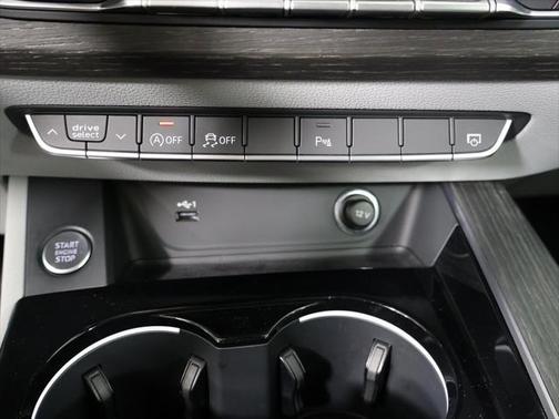 2022 Audi A4 45 S line Premium