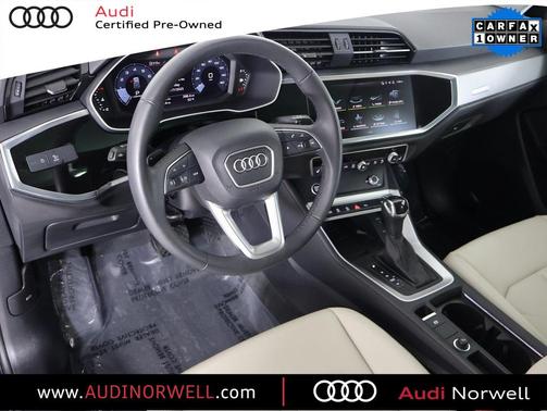 2024 Audi Q3 Premium 45 TFSI S line quattro Tiptronic