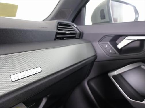 2025 Audi Q3 45 S line Premium Plus