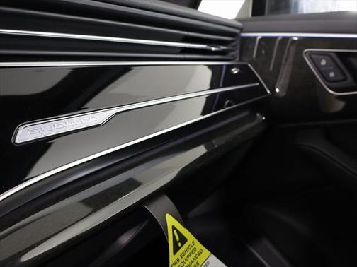 2025 Audi Q7 45 Premium Plus