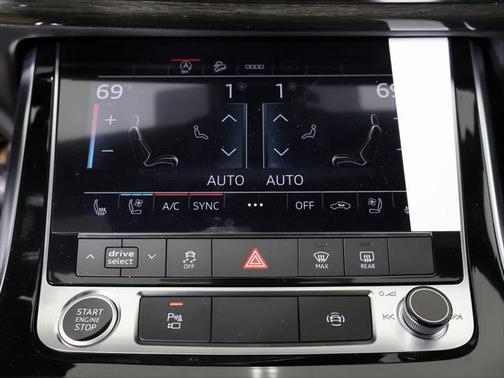2025 Audi Q7 45 Premium Plus
