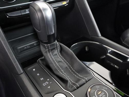 2023 Volkswagen Atlas Cross Sport 2.0T SEL