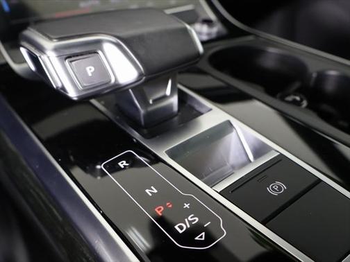 2021 Audi Q7 45 Premium