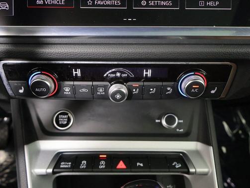 2023 Audi Q3 Premium 45 TFSI S line quattro Tiptronic