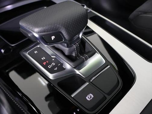 2024 Audi Q5 e 55 S line Premium Plus