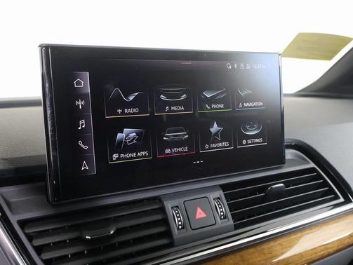 2023 Audi Q5 40 Premium Plus