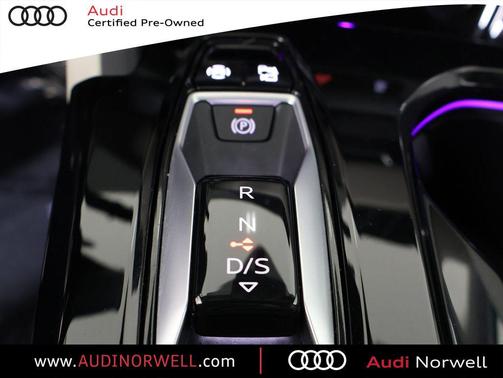 Arkona White 2025 Audi Q5 Premium TFSI quattro S tronic