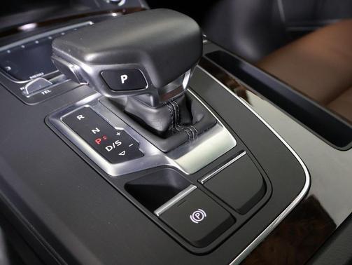 2018 Audi Q5 2.0T Tech Premium