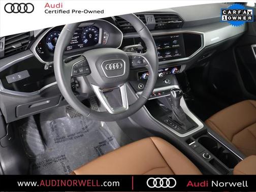 2025 Audi Q3 Premium 45 TFSI S line quattro Tiptronic
