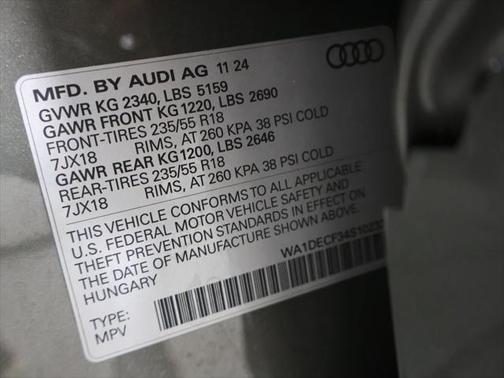 2025 Audi Q3 Premium 45 TFSI S line quattro Tiptronic