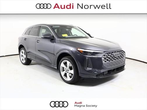 2025 Audi Q5 Premium Plus