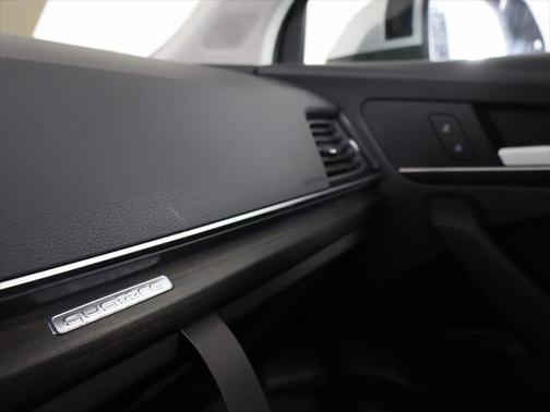2025 Audi Q5 45 S line Premium Plus