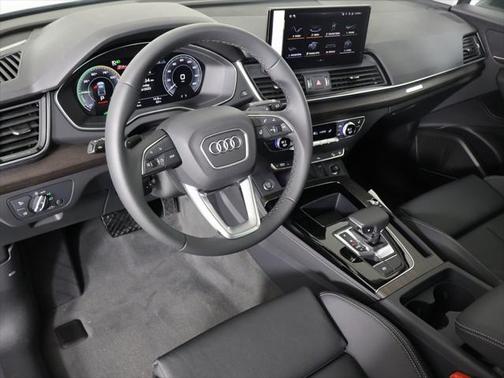2025 Audi Q5 55 S line Premium Plus