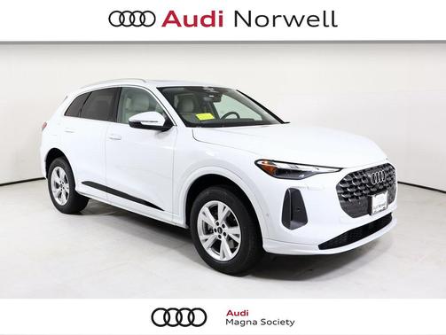 2025 Audi Q5 Premium