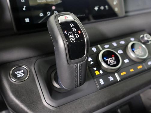 2023 Land Rover Defender 110 X-Dynamic SE