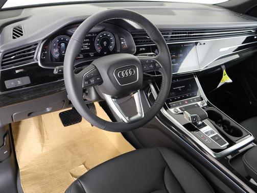 2026 Audi Q8 55 Premium