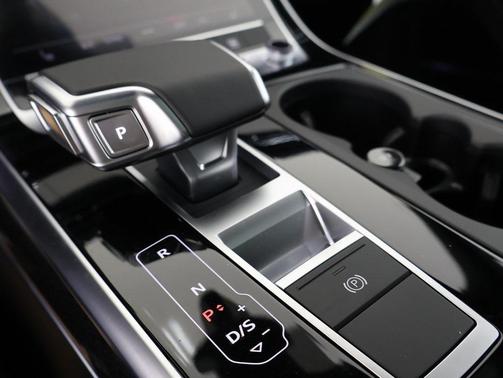 2026 Audi Q8 55 Premium