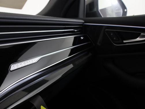 2026 Audi Q8 55 Premium