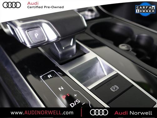 2022 Audi Q7 55 Premium Plus