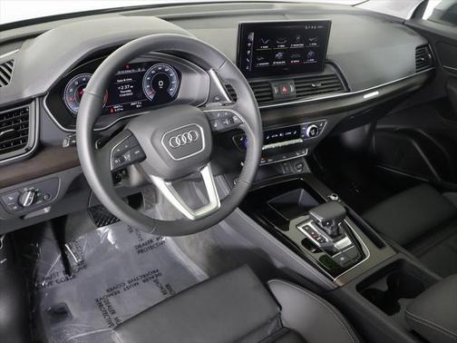 2025 Audi Q5 45 S line Premium Plus