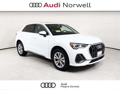 2025 Audi Q3 Premium 45 TFSI S line quattro Tiptronic