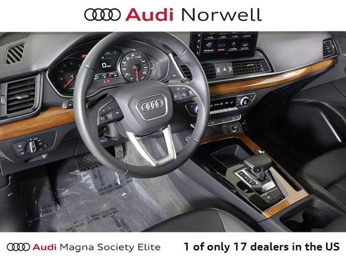 Chronos Gray Metallic 2023 Audi Q5 45 S line Premium