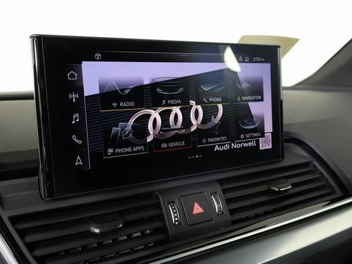2025 Audi Q5 45 S line Premium