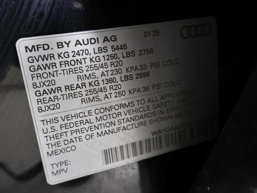 2025 Audi Q5 45 S line Premium