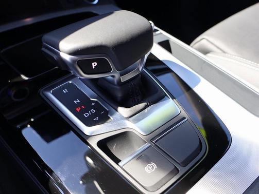2025 Audi Q5 45 S line Premium