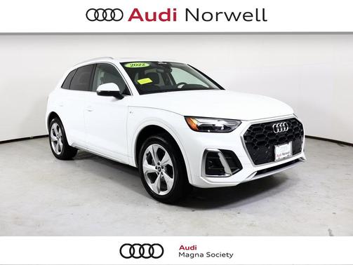 2022 Audi Q5 45 S line Premium Plus