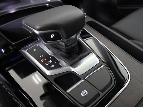 2024 Audi Q5 e 55 S line Prestige