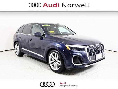 2025 Audi Q7 55 Premium Plus