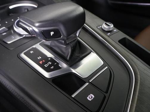 2019 Audi A4 2.0T Premium Plus