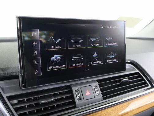 2023 Audi Q5 40 Premium