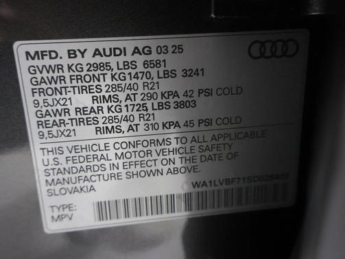 2025 Audi Q7 55 Premium Plus