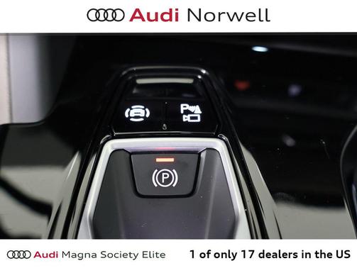 2025 Audi Q5 Premium TFSI quattro S tronic