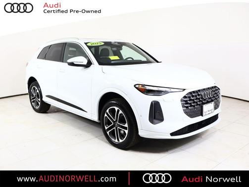 2025 Audi Q5 Premium TFSI quattro S tronic