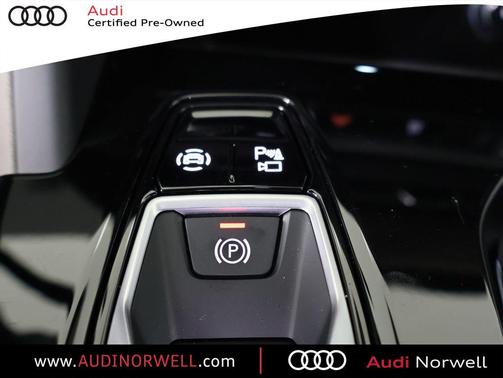 2025 Audi Q5 Premium TFSI quattro S tronic