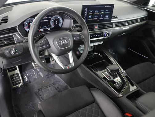 2023 Audi S4 Premium Plus TFSI quattro Tiptronic