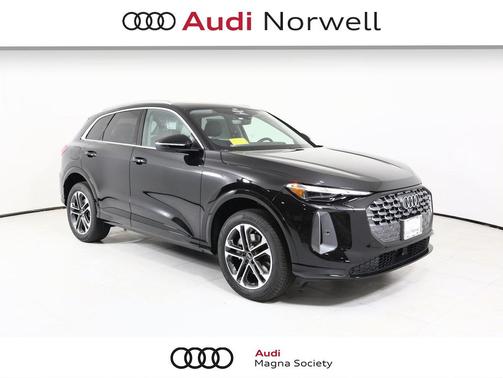 2025 Audi Q5 Premium TFSI quattro S tronic