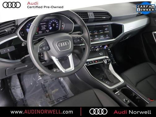 2025 Audi Q3 Premium 45 TFSI S line quattro Tiptronic