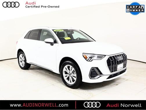 2025 Audi Q3 Premium 45 TFSI S line quattro Tiptronic
