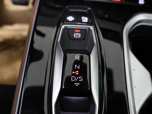 2026 Audi A6 Premium Plus quattro S tronic