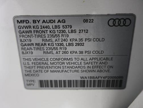 2023 Audi Q5 40 Premium Plus