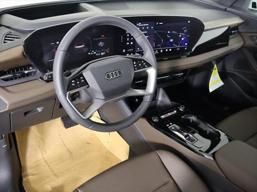 2025 Audi Q6 e-tron Premium Plus quattro